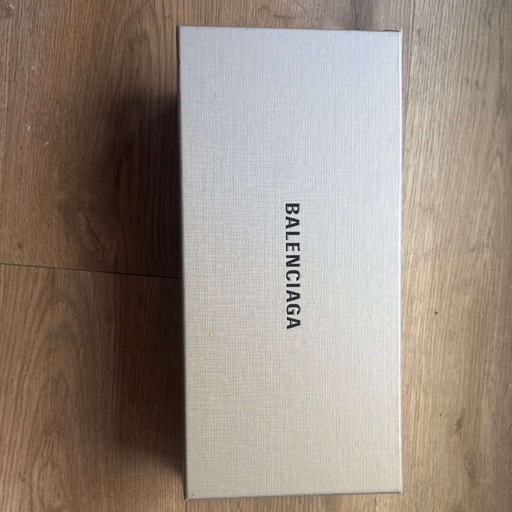 Balenciaga Textured Gray Box